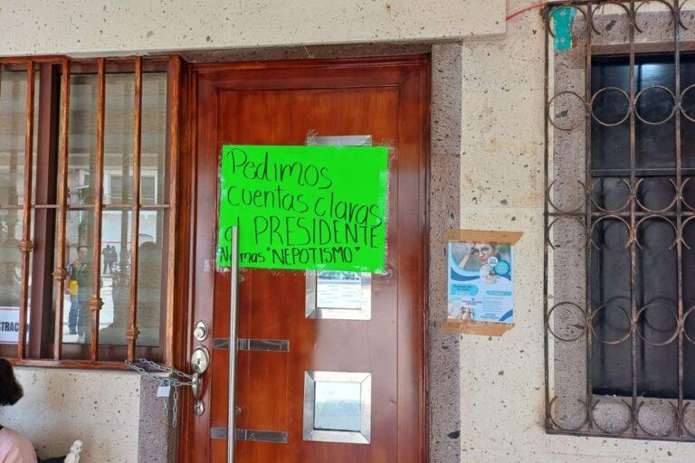 Imagen: Liberan alcaldía de Metepec tras toma de instalaciones