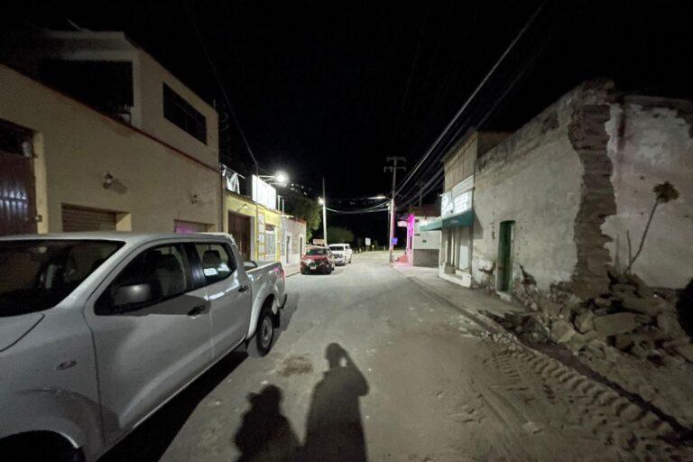 Imagen: Pobladores de Ixmiquilpan acusan a funcionario de tirar la barda de una casa