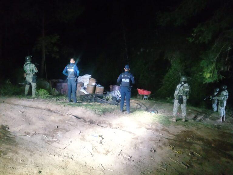 Imagen: Desmantelan presunto centro de fabricación de droga en Acaxochitlán