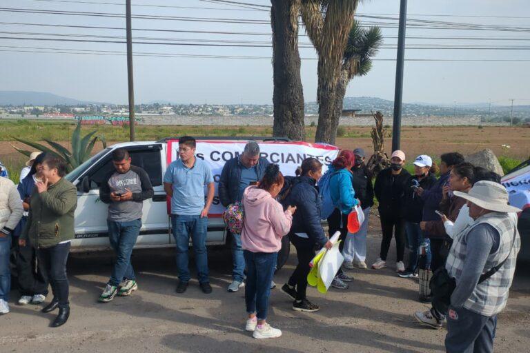 Imagen: Tianguistas de Zapotlán se manifiestan en la carretera México-Pachuca; te decimos qué exigen