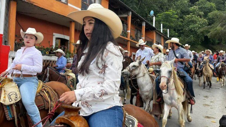 Imagen: Llega la tradicional cabalgata de Tianguistengo, 2025