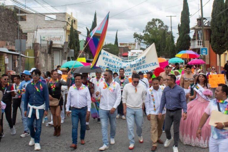 Imagen: Realizan marcha por el orgullo LGBTTTIQ+ en Villa de Tezontepec