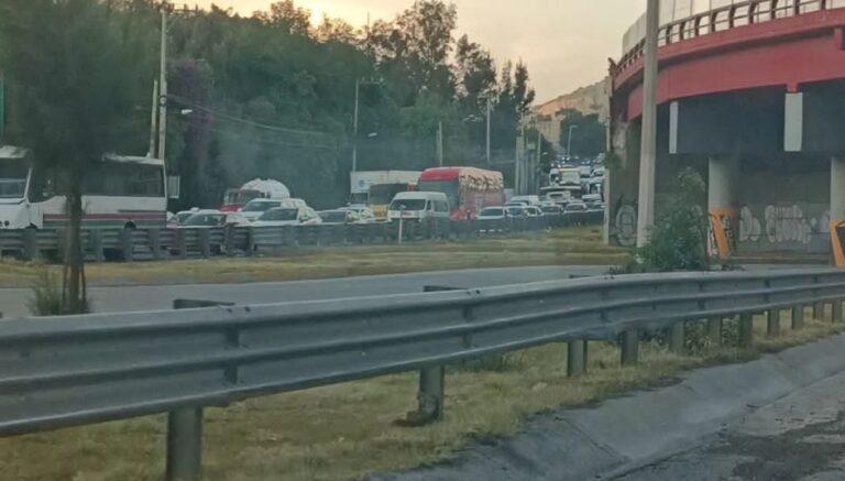 Imagen: ¿Por qué cerraron la México-Pachuca? Manifestantes detuvieron el tráfico en dirección a la CDMX