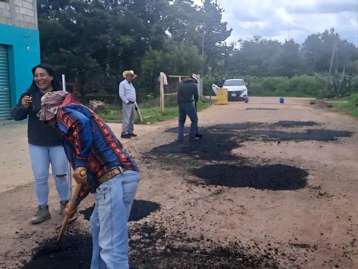 Imagen: Alcaldía de Omitlán beneficia a estos dos contratistas con 52 por ciento de las obras