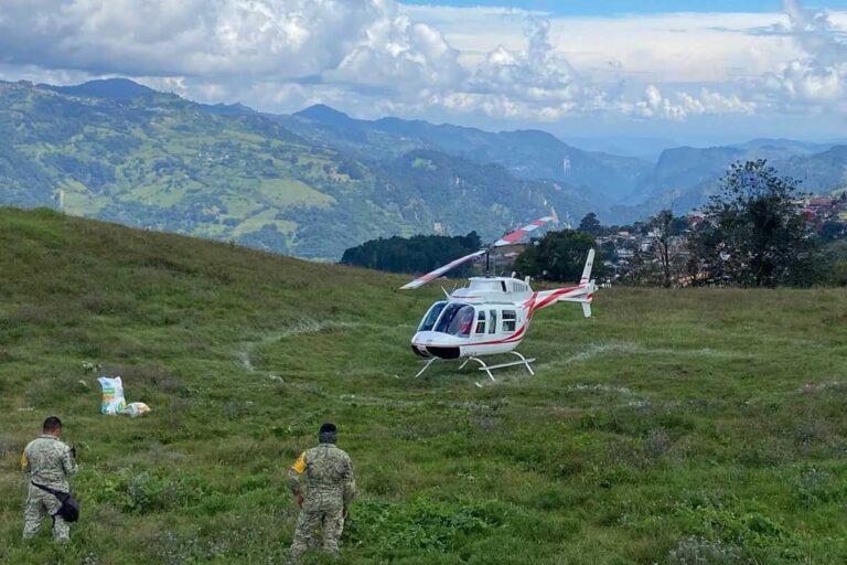 Imagen: Conoce a los verdaderos héroes del rescate aéreo de habitantes de Chapula, Tianguistengo  
