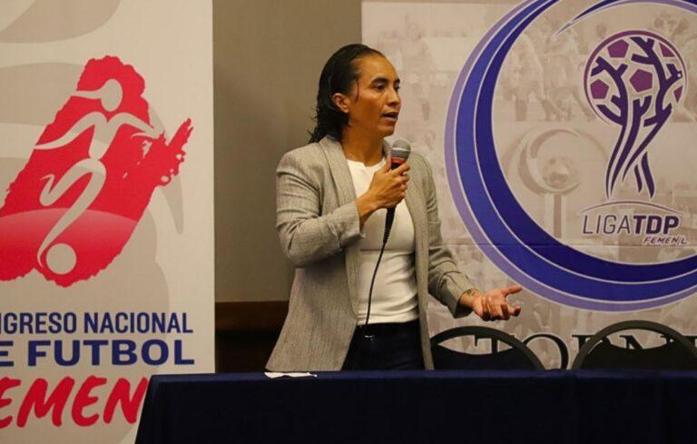 Imagen: Mónica Ocampo dice oficialmente adiós al futbol como referente de las Tuzas