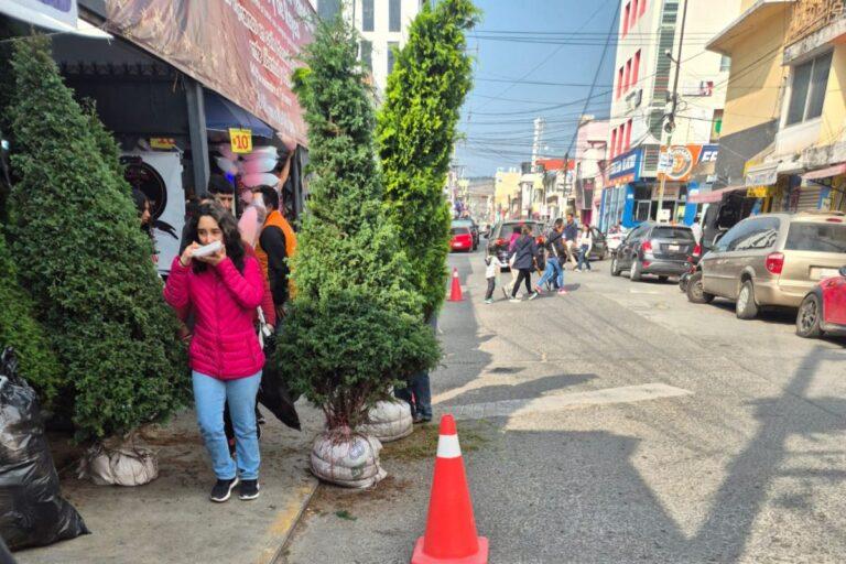Imagen: Tulancingo: Vecinos de la zona centro tienen esta queja por el tianguis navideño