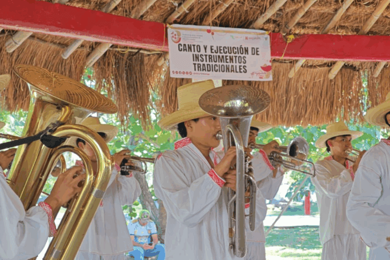 Imagen: Cecyteh celebra festival intercultural en Huejutla