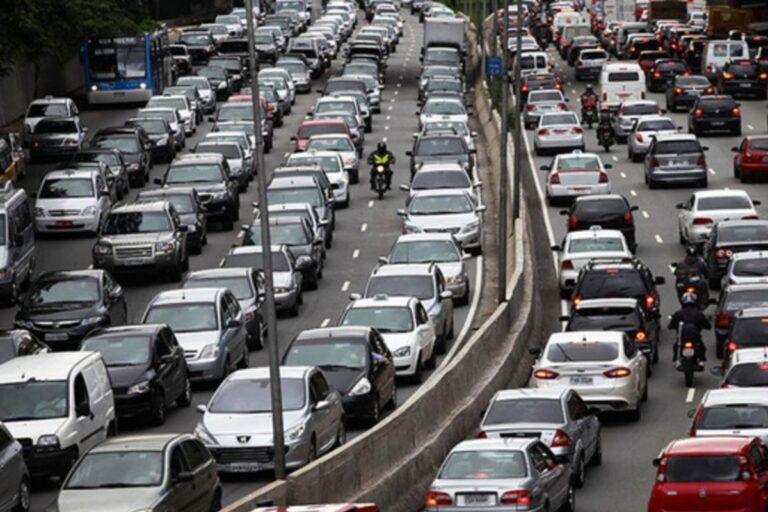 Imagen: Lista de autos que pueden circular diario sin verificación en CDMX