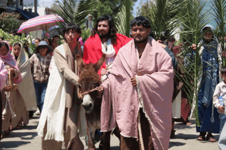 Imagen: Arranca Semana Santa con representación del Domingo de Ramos, en Atotonilco el Grande