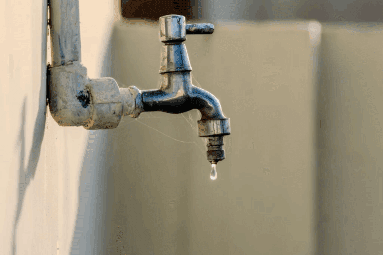 Imagen: Fallas en el suministro de agua en localidad de Atotonilco el Grande. Este es el motivo
