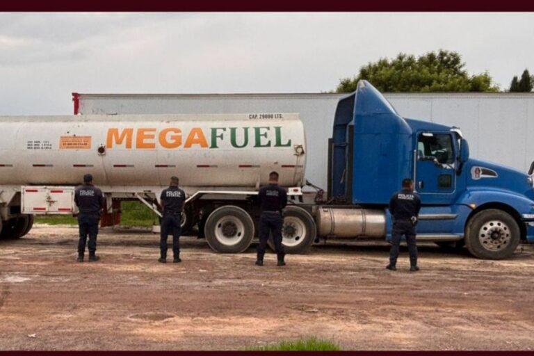 Imagen: Hidalgo: Transportaba más de 26 mil litros de huachicol, terminó detenido