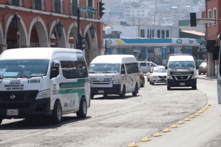 Imagen: Cámaras, botones de pánico y hasta retiro de concesiones: buscan blindar el transporte público en Hidalgo