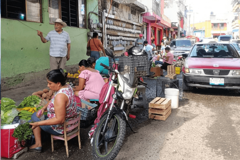 Imagen: Dirección de Reglamentos de Huejutla intensifica operativos para liberar el espacio público