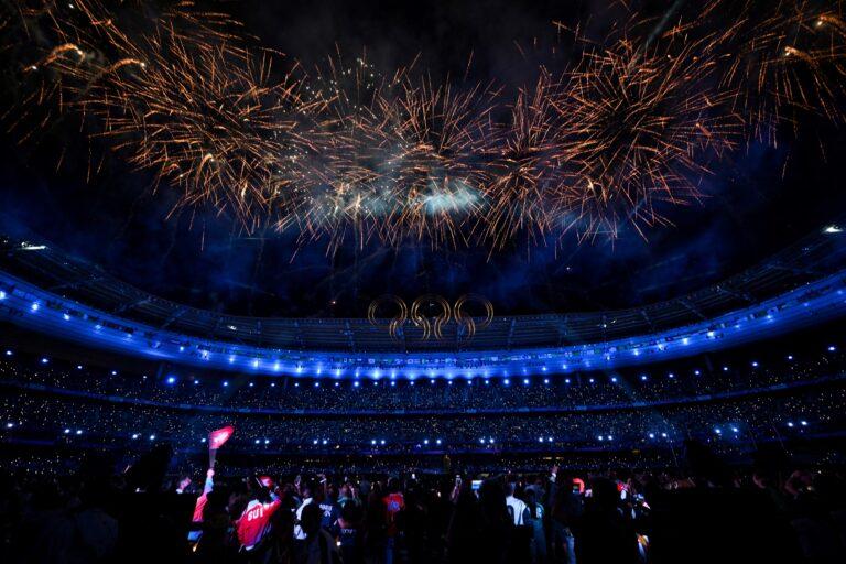 Imagen: París se despide con espectáculo: Tom Cruise, atletas y música internacional marcan el cierre de los Juegos Olímpicos 2024