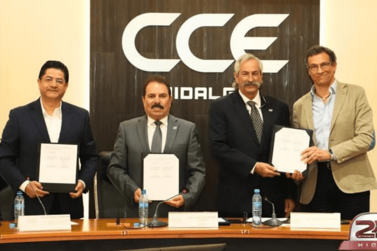 Imagen: Grupo Rica y CCEH firman convenio hacia un futuro sustentable