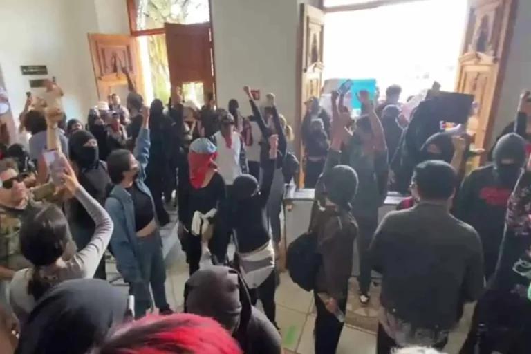 Imagen: El día en que a la UAEH se le acabó el amor, el orden y el progreso