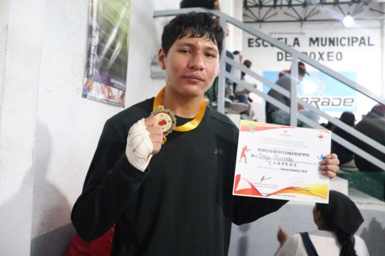 Imagen: Diego Alvarado, promesa hidalguense del boxeo, busca consolidar su legado familiar