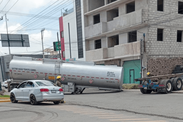 Imagen: Pánico en la Zona Industrial de Tizayuca: te contamos lo que le ocurrió a un tráiler