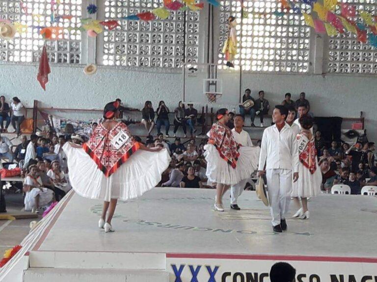 Imagen: En Jacala, invitan a habitantes a rentar espacios para concurso de huapango
