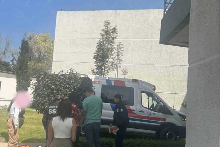Imagen: Estudiante se lanza desde el primer piso en escuela de la UAEH plantel Tizayuca