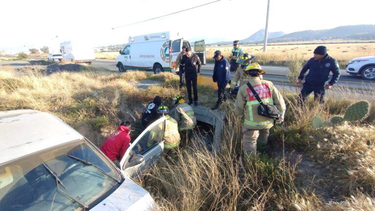 Imagen: Se accidentan en la Pachuca-Sahagún y abandonan a su acompañante herido