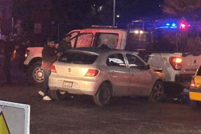 Imagen: Deja dos lesionados choque entre vehículo particular y patrulla en Tizayuca