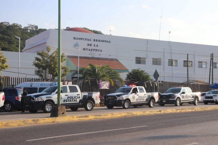 Imagen: Vecinos de Huejutla retienen a directos del Hospital General de la Huasteca
