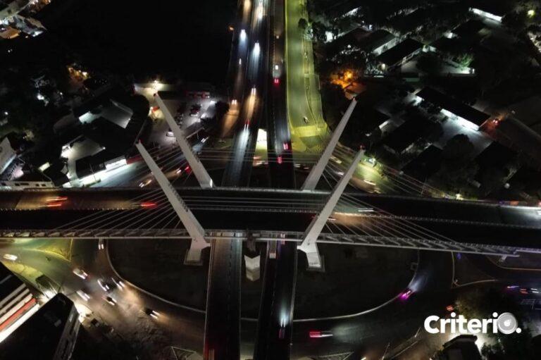 Imagen: ¿El puente atirantado de Pachuca volverá a tener luz? Esto fue lo que se decidió en el Cabildo
