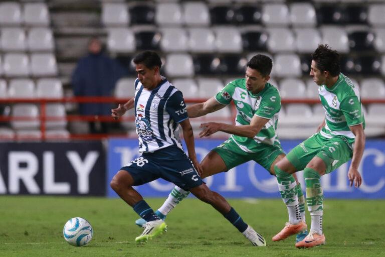 Imagen: Presumen dominio sobre Santos Laguna