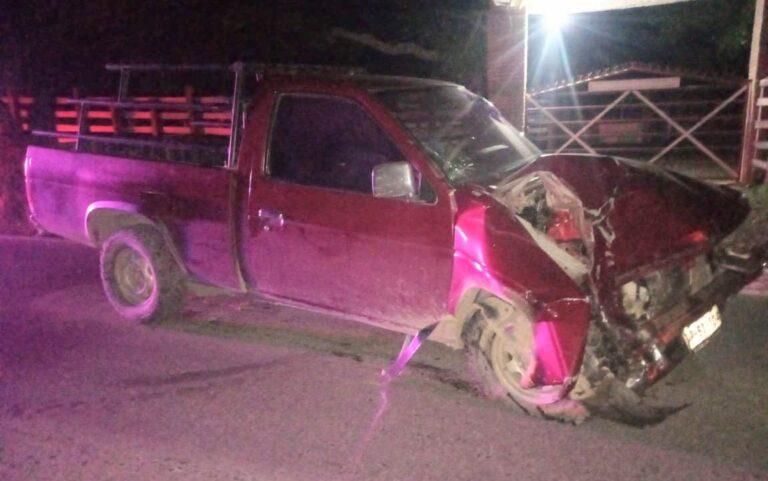 Imagen: San Felipe Orizatlán: choque en carretera deja un lesionado y sin luz a comunidades