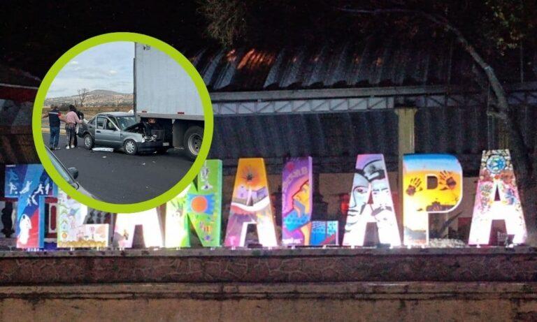 Imagen: Accidente en Tlanalapa entre un auto y un camión; este fue el resultado de la colisión