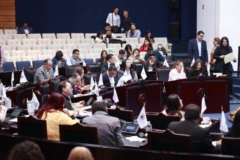 Imagen: Faltas justificadas en el Congreso: Su trabajo no es “calentar el asiento”, afirmó Mendoza