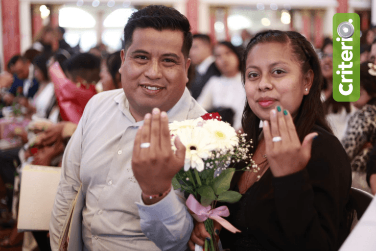 Imagen: ¡Que vivan los novios! 163 parejas contraen nupcias en bodas colectivas de Pachuca