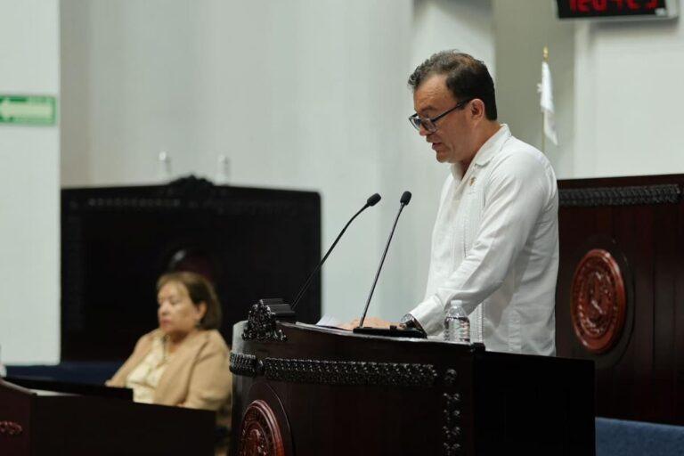 Imagen: Julián Nochebuena impulsa reforma contra violencia familiar