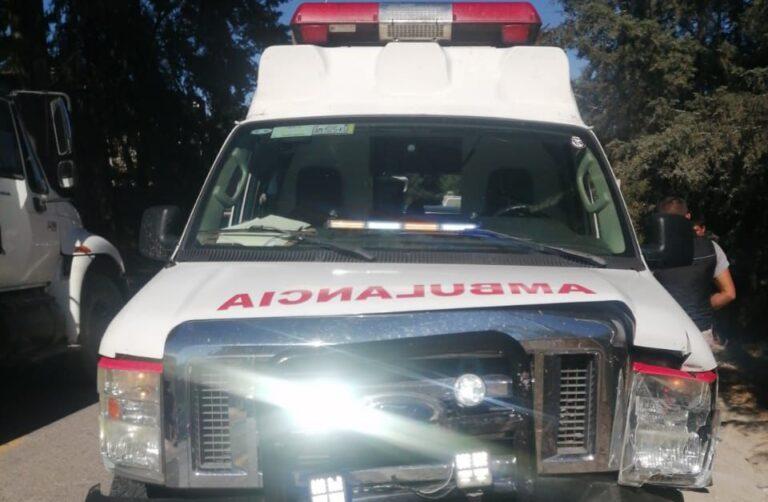 Imagen: Ambulancia protagoniza accidente en la Pachuca-Huejutla; trasladaba a lesionado