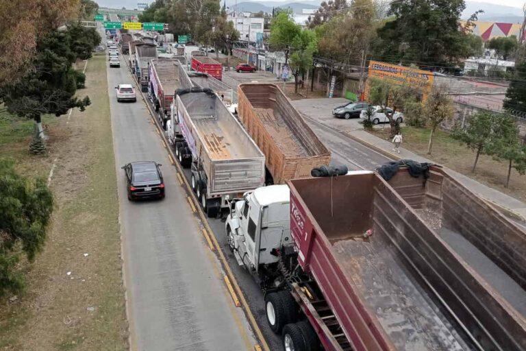 Imagen: Caso Zimapán: Transportistas extienden bloqueo cerca de Ciudad de México; estos son los puntos