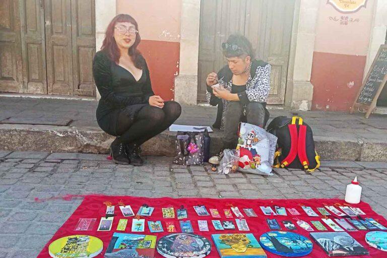 Imagen: Trabajar o estudiar, la disyuntiva de 2 jóvenes artistas, en Real del Monte