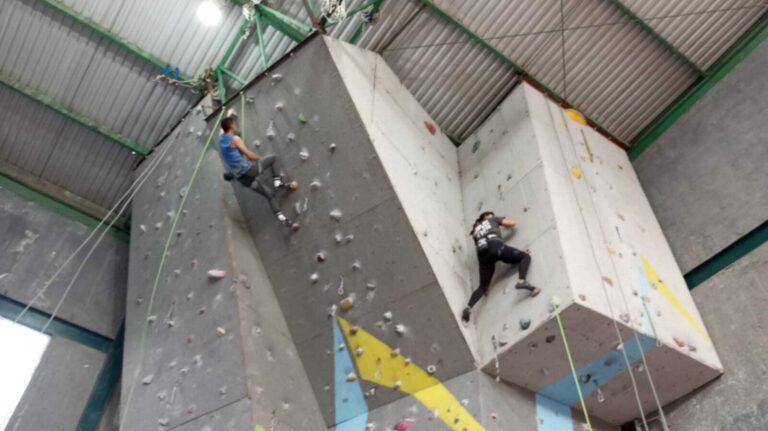 Imagen: Disfruta de la aventura con la escalada; te decimos dónde aprenderla