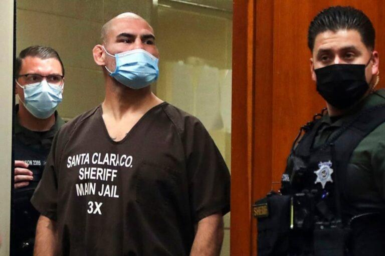 Imagen: Sentencian a Caín Velasquez a cinco años por intento de homicidio