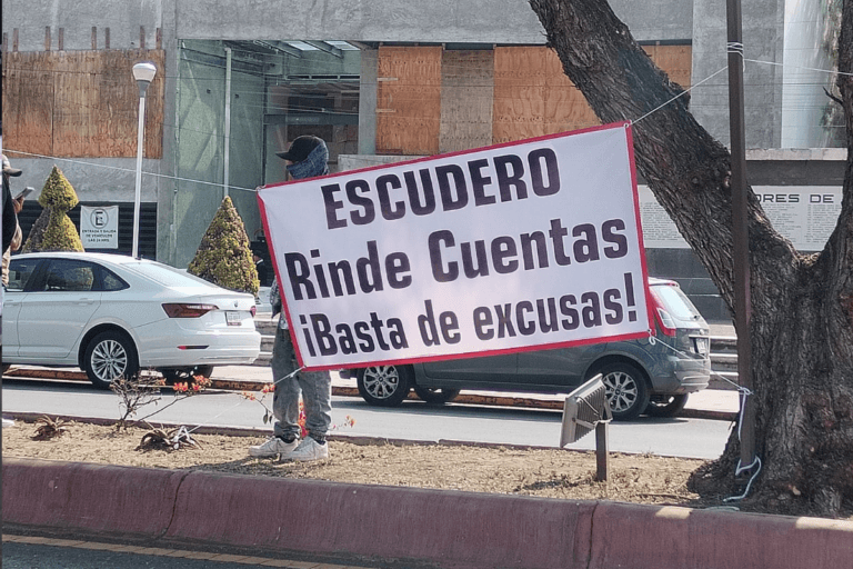 Imagen: Pachuca: Empresarios se manifiestan en rechazo a Luis Miguel Escudero como presidente de la Canaco