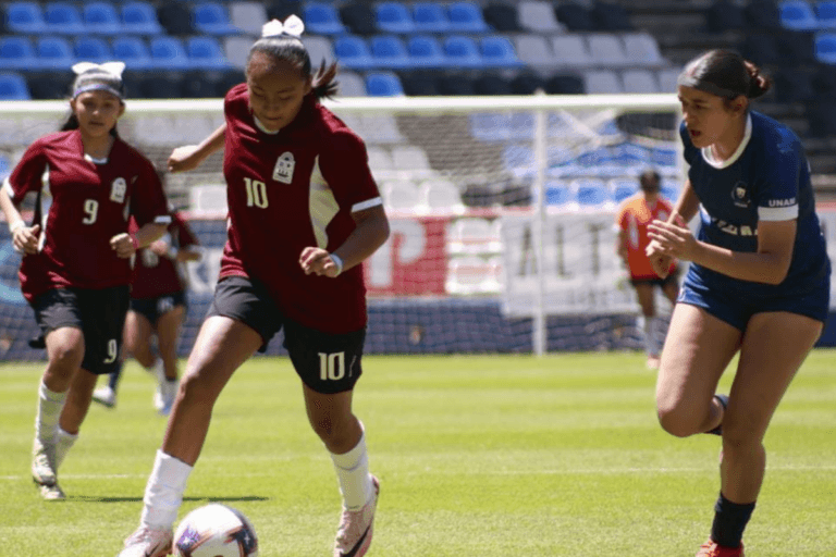 Imagen: Surgieron campeones del macrorregional de futbol, en Pachuca