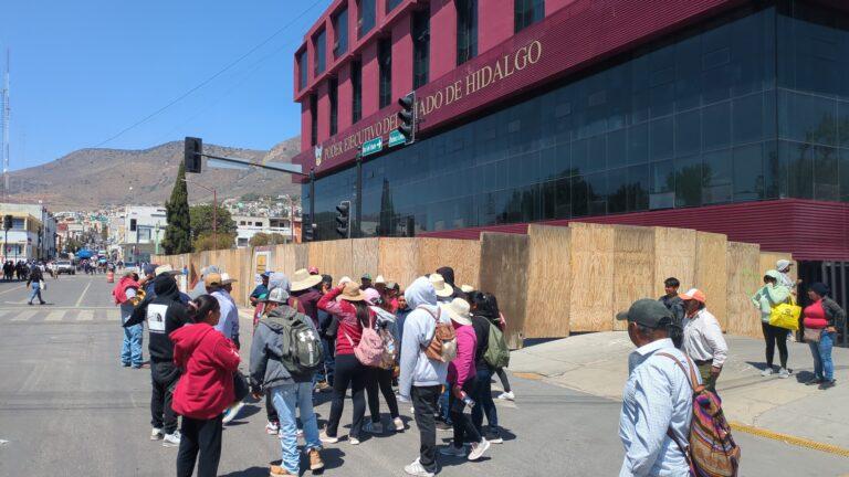 Imagen: ¡Caos vial! Bloqueo en la Pachuca-Actopan para exigir certeza de tierras; Gobierno de Hidalgo atenderá comisión