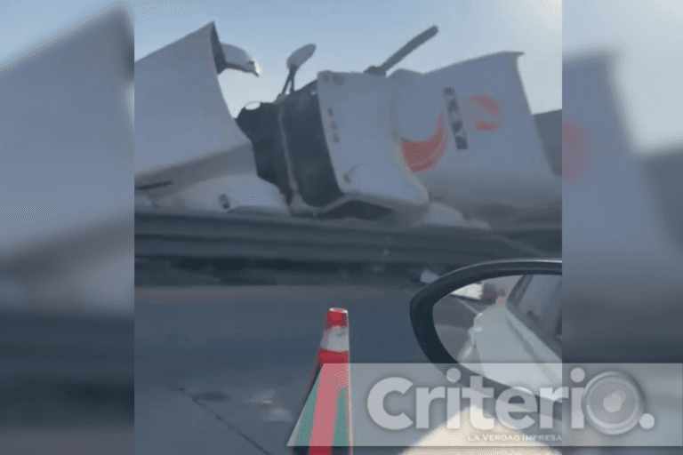 Imagen: Vuelca tráiler en Arco Norte