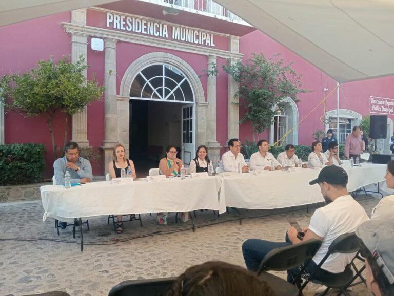 Imagen: Fiesta con El Komander: Guillermo Olivares habla sobre fiesta del alcalde de Tianguistengo