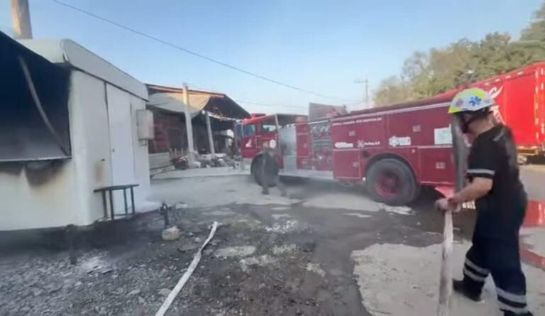 Imagen: Incendio en Central de Abastos de Huejutla moviliza a cuerpos de emergencia