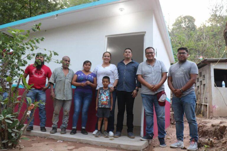 Imagen: Entregan cuartos dormitorio en Chapulhuacán