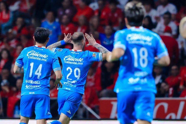 Imagen: Sale Cruz Azul del infierno con un punto, el liderato general y un millón de dólares