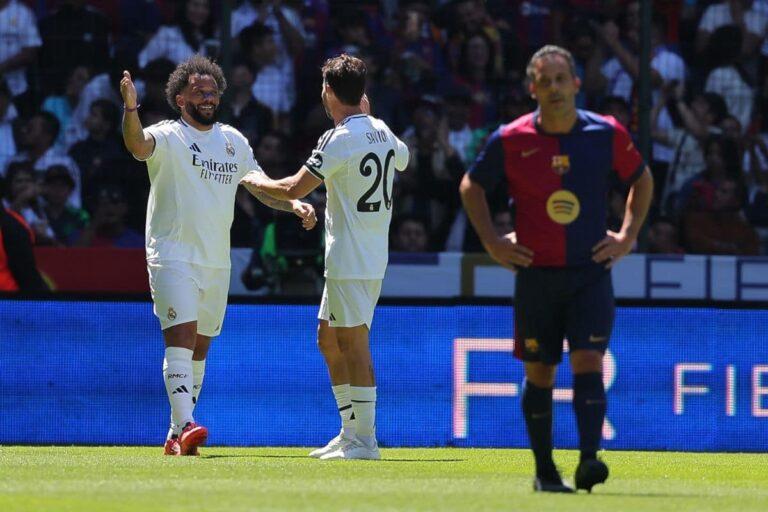 Imagen: Leyendas del Real Madrid y Barcelona se enfrentaron en un partido en el Nemesio Diez