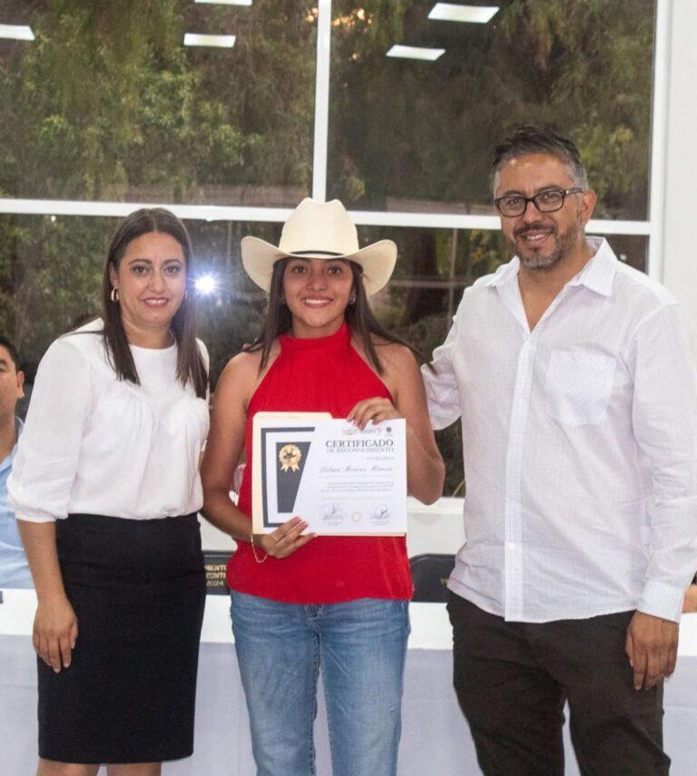 Imagen: Villa de Tezontepec reconoce a los jóvenes deportistas del municipio